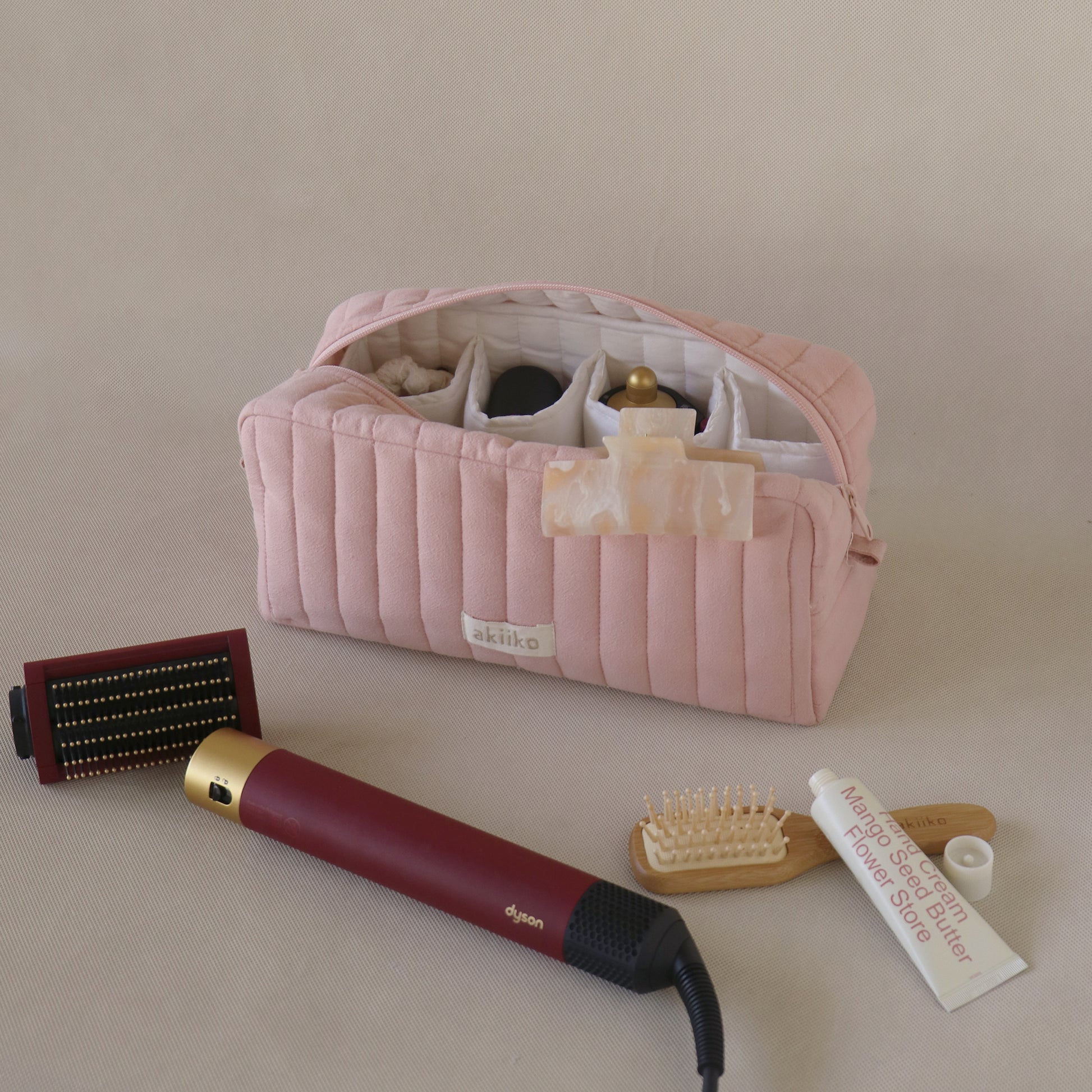 Crinkle Sectioned Long Pouch for Hair Supplies