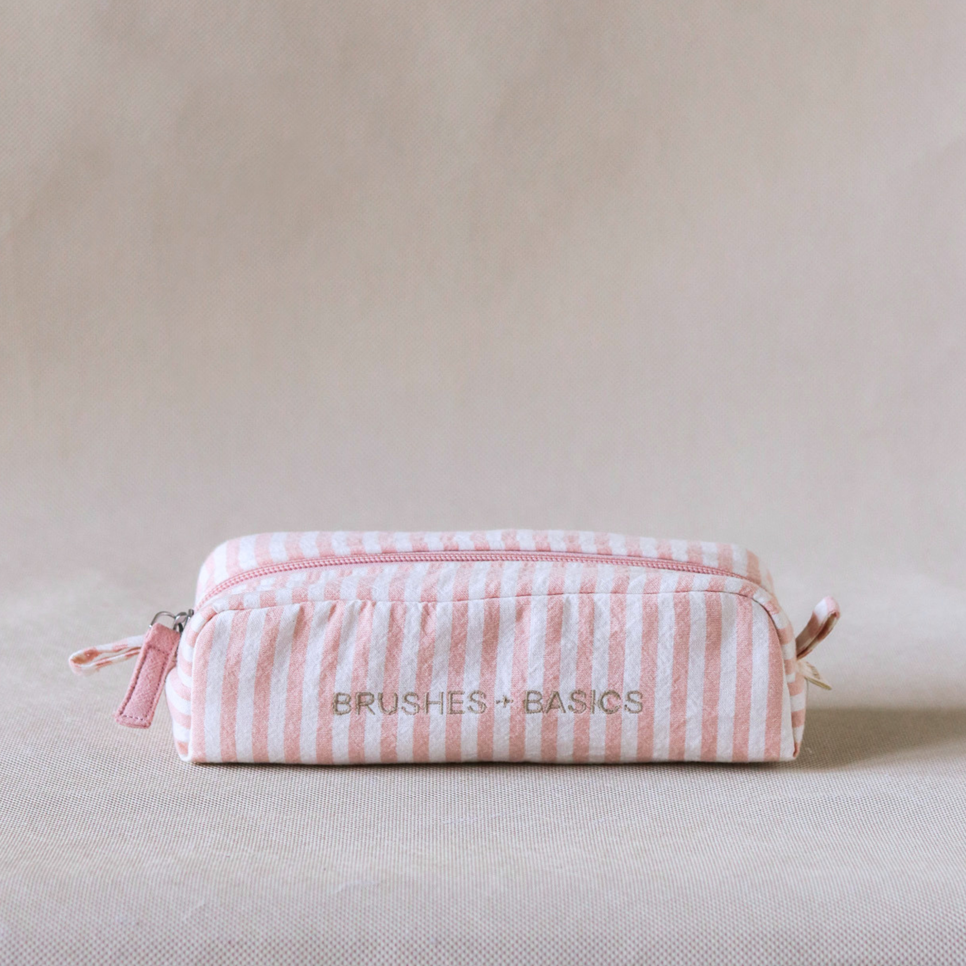 Puff Slim Pouch for Brushes
