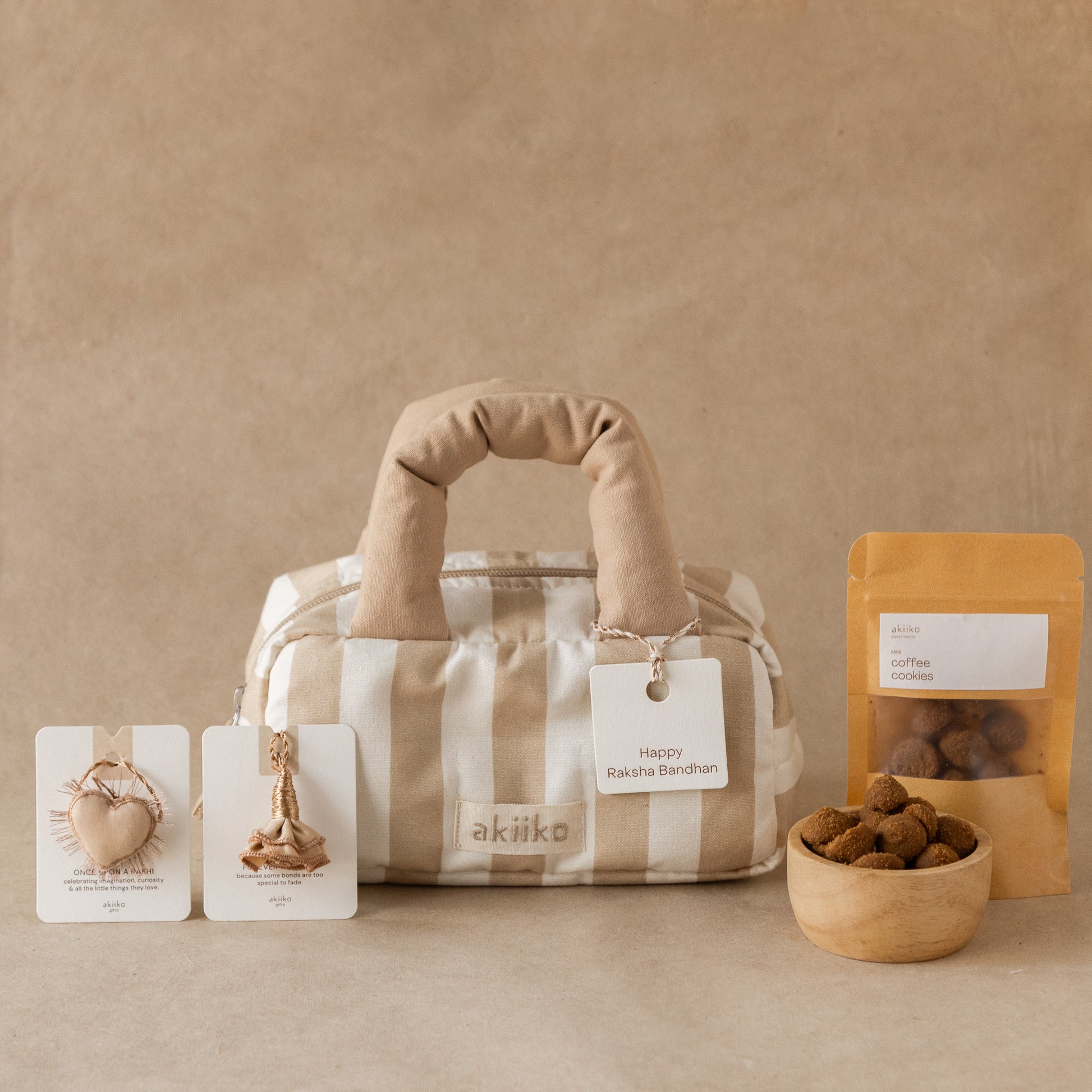 Sweet Puff: Handbag Rakhi Gift Set