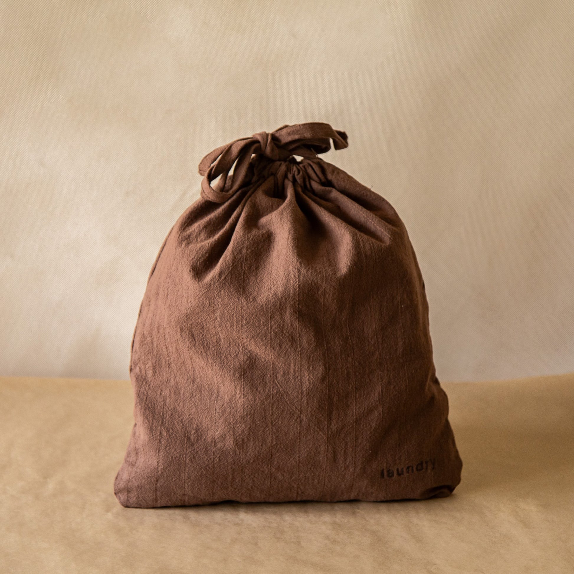 Espresso Crinkle Packing Duo (shoe bag + laundry bag)