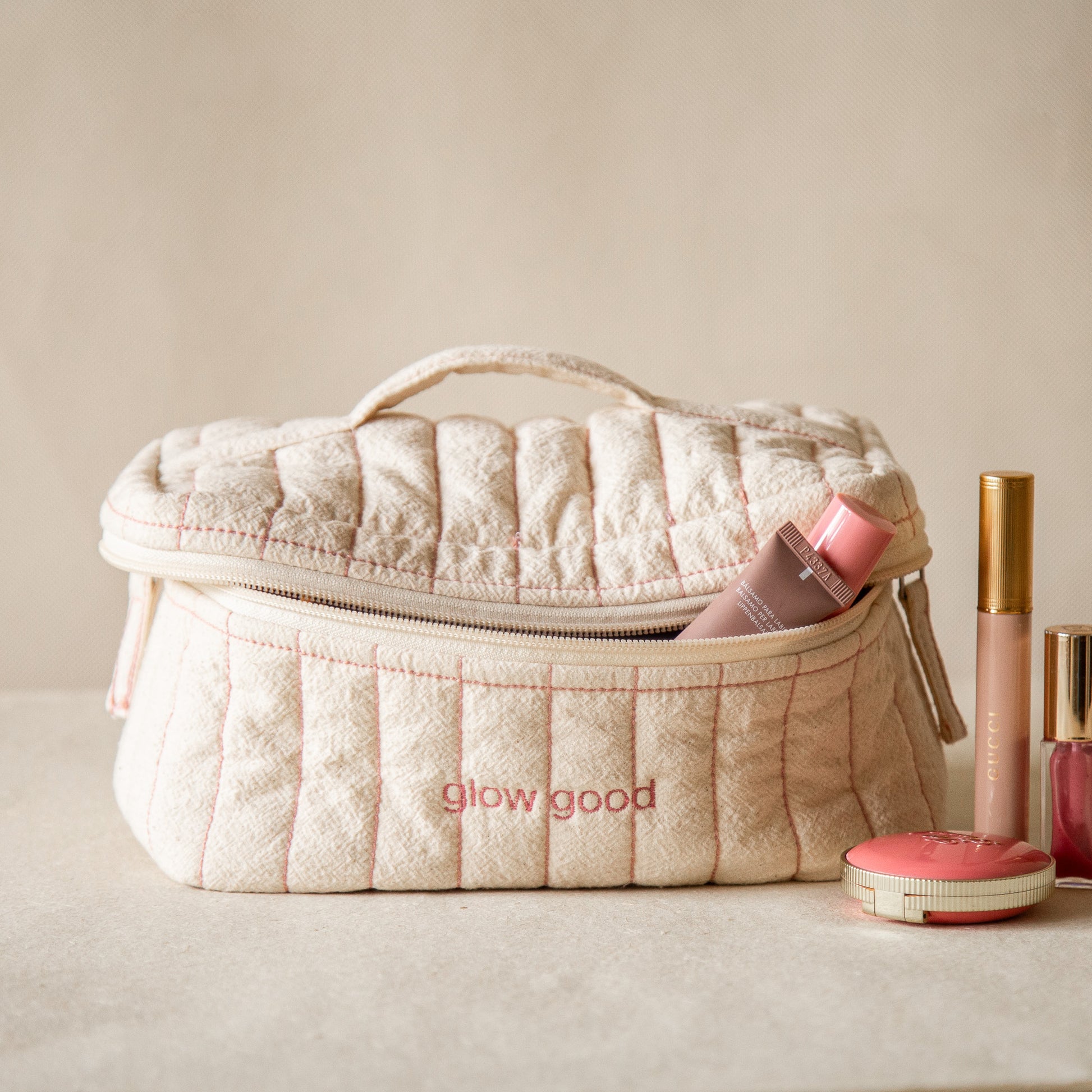 'Glow Good' Rosette Makeup Vanity