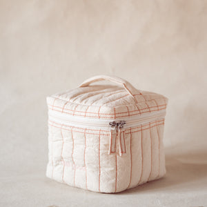 ‘Feel Good’ Rosette Square Vanity