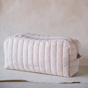 ‘Look Good’ Rosette Long Pouch