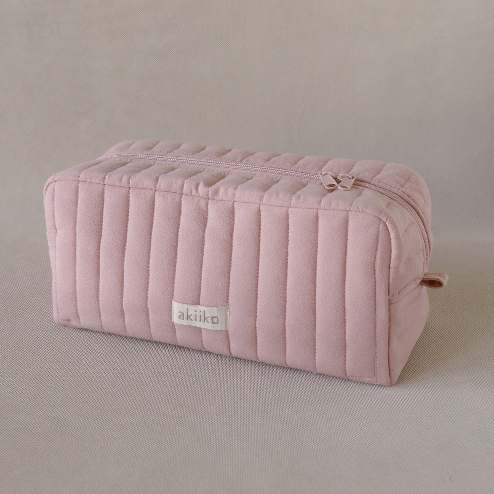 Crinkle Sectioned Long Pouch for Hair Supplies