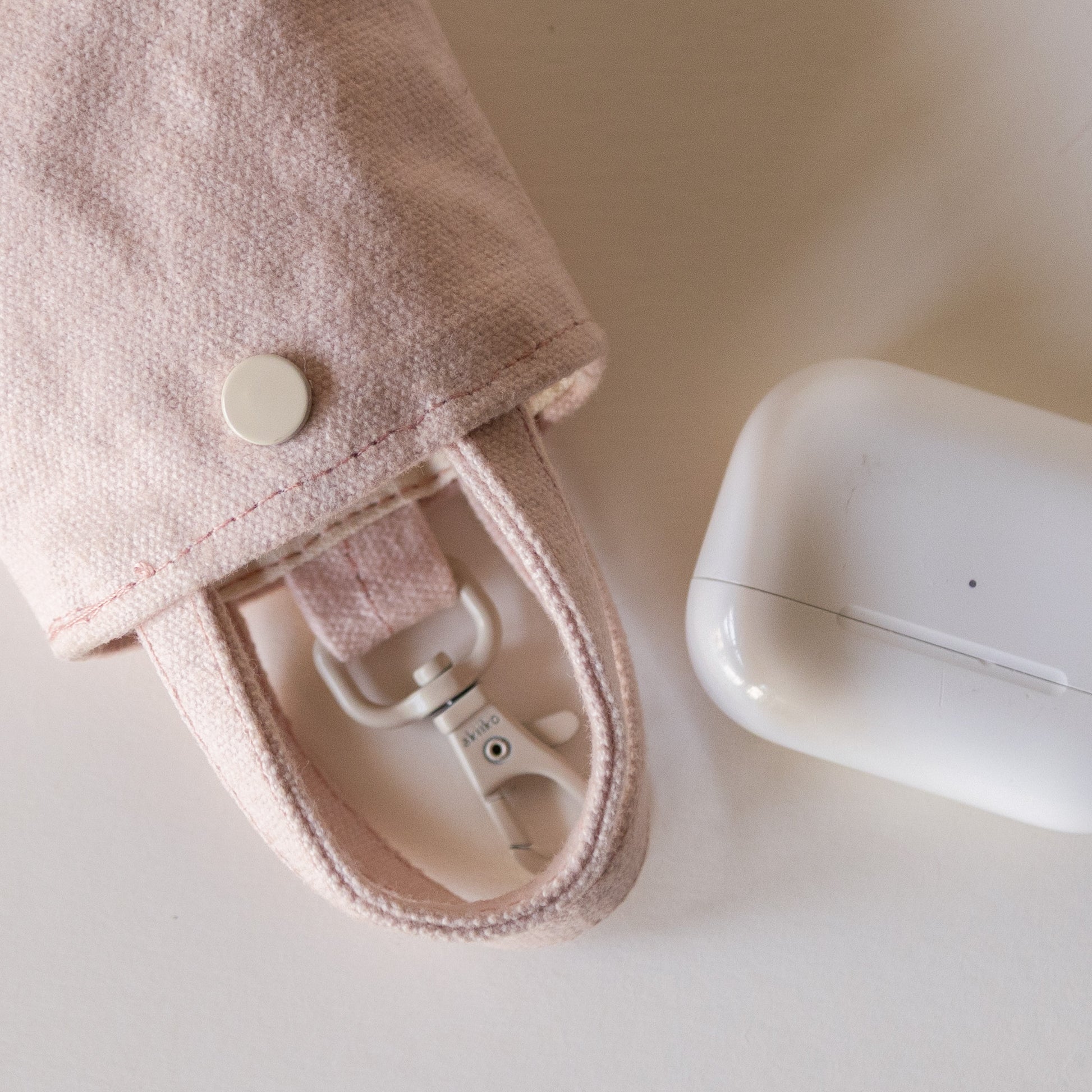 Soft Date Mini Bag charm - Powder