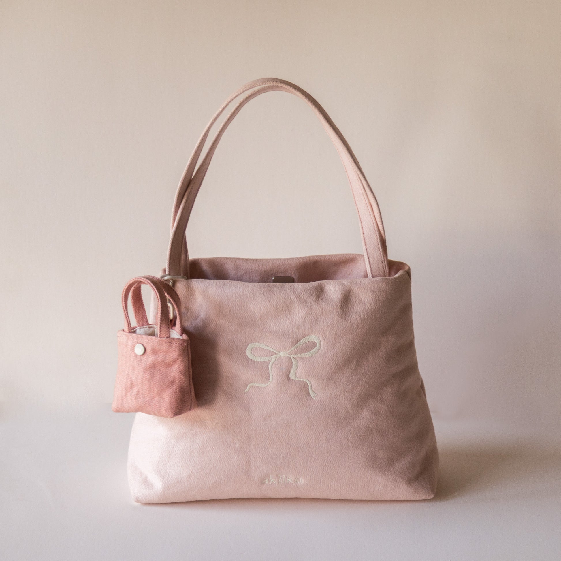 Soft Date Mini Bag charm - Gelee