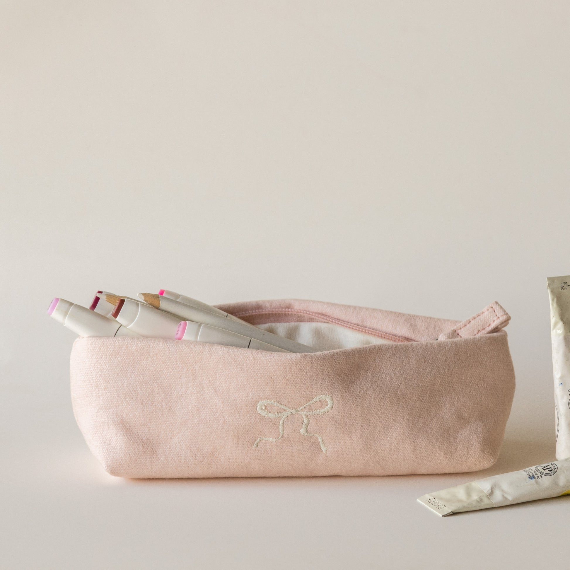 Soft Bow Stationery Pouch