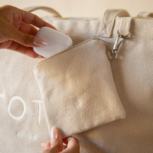 Grain Curve Embroidered Tote