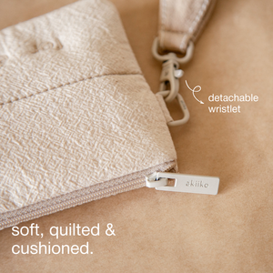 Crinkle Flat Pouch (Mini) With Wristlet - akiiko 5