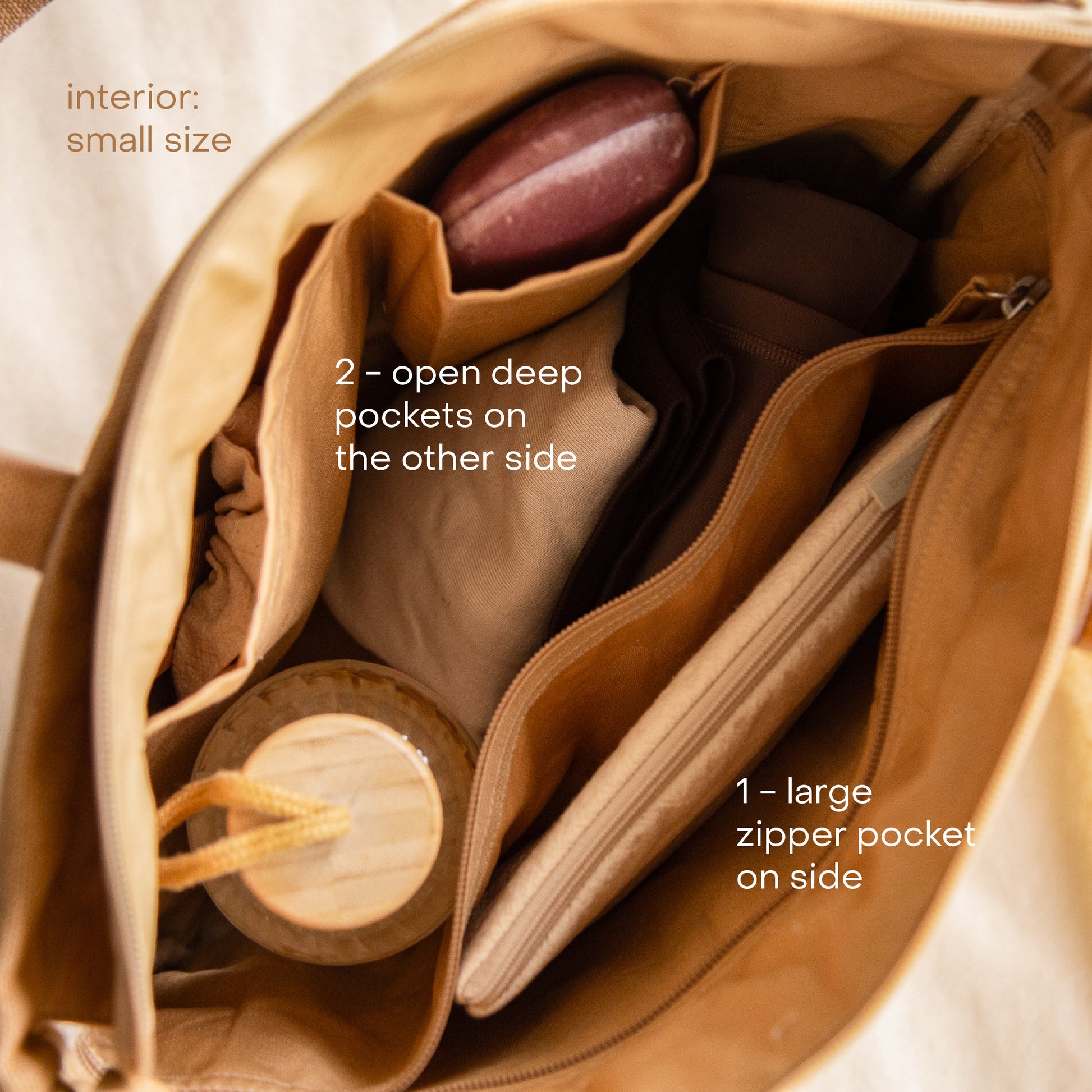 Grain Curve Embroidered Tote