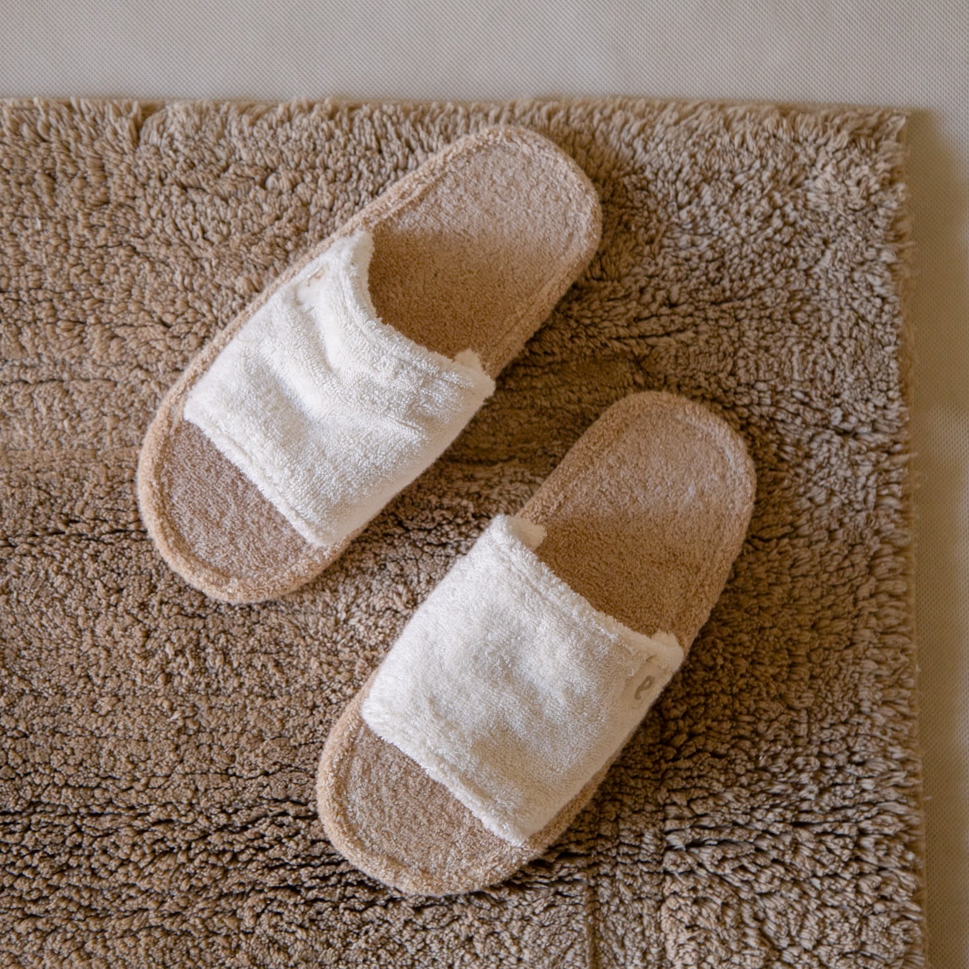 Soft Serve Bath Slides