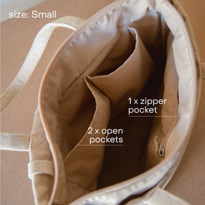Grain Curve Embroidered Tote