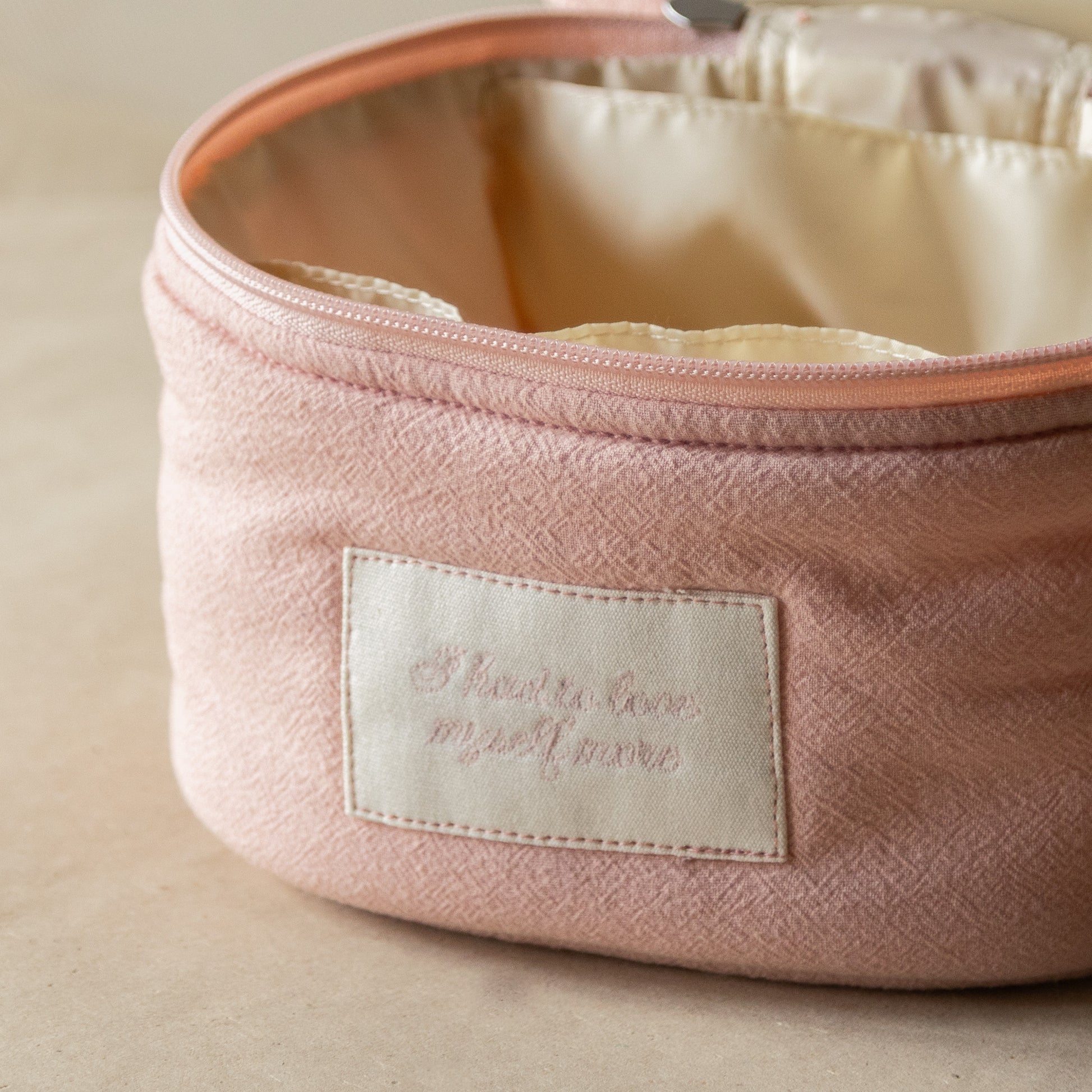 Ruffled Love Beauty Vanity