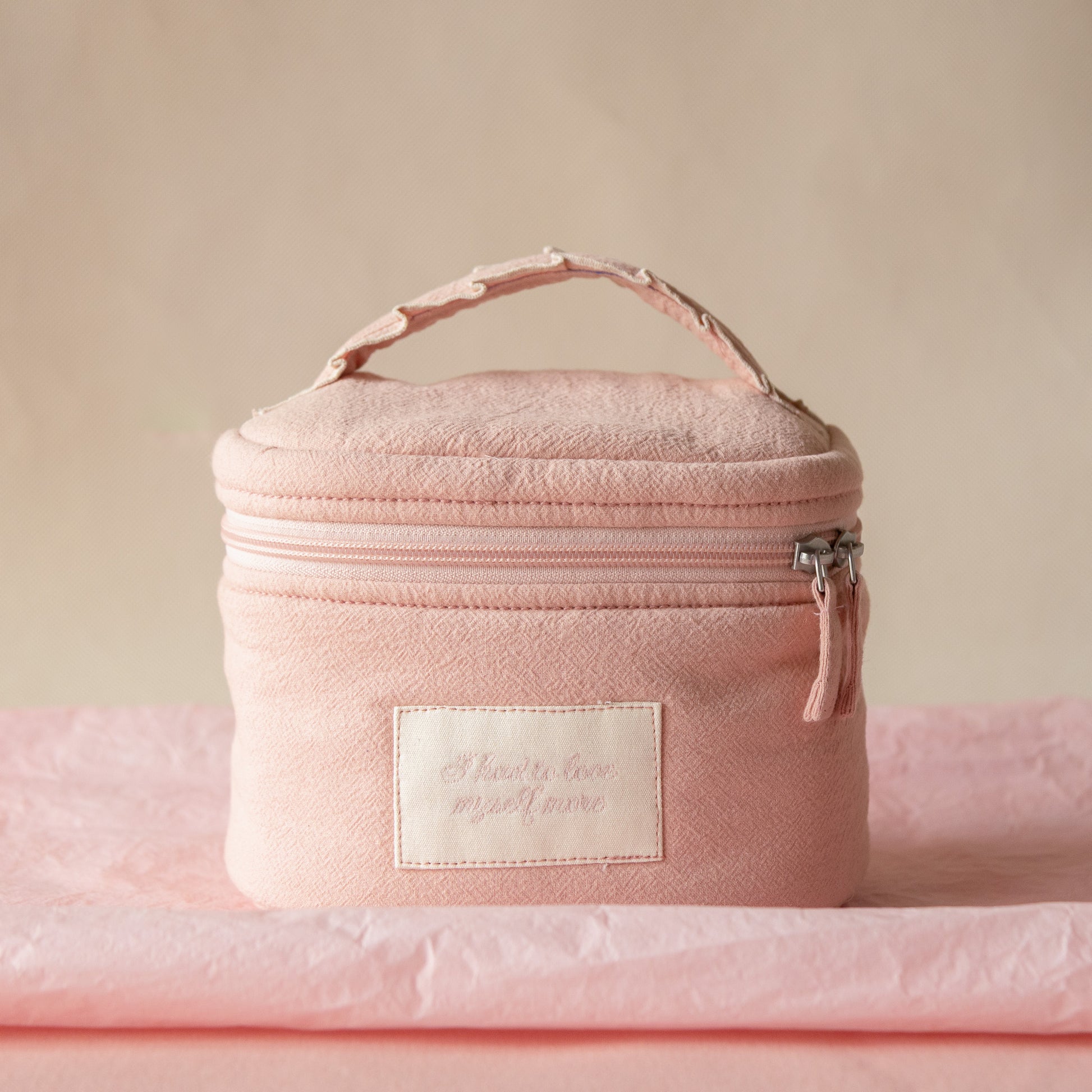 Ruffled Love Beauty Vanity