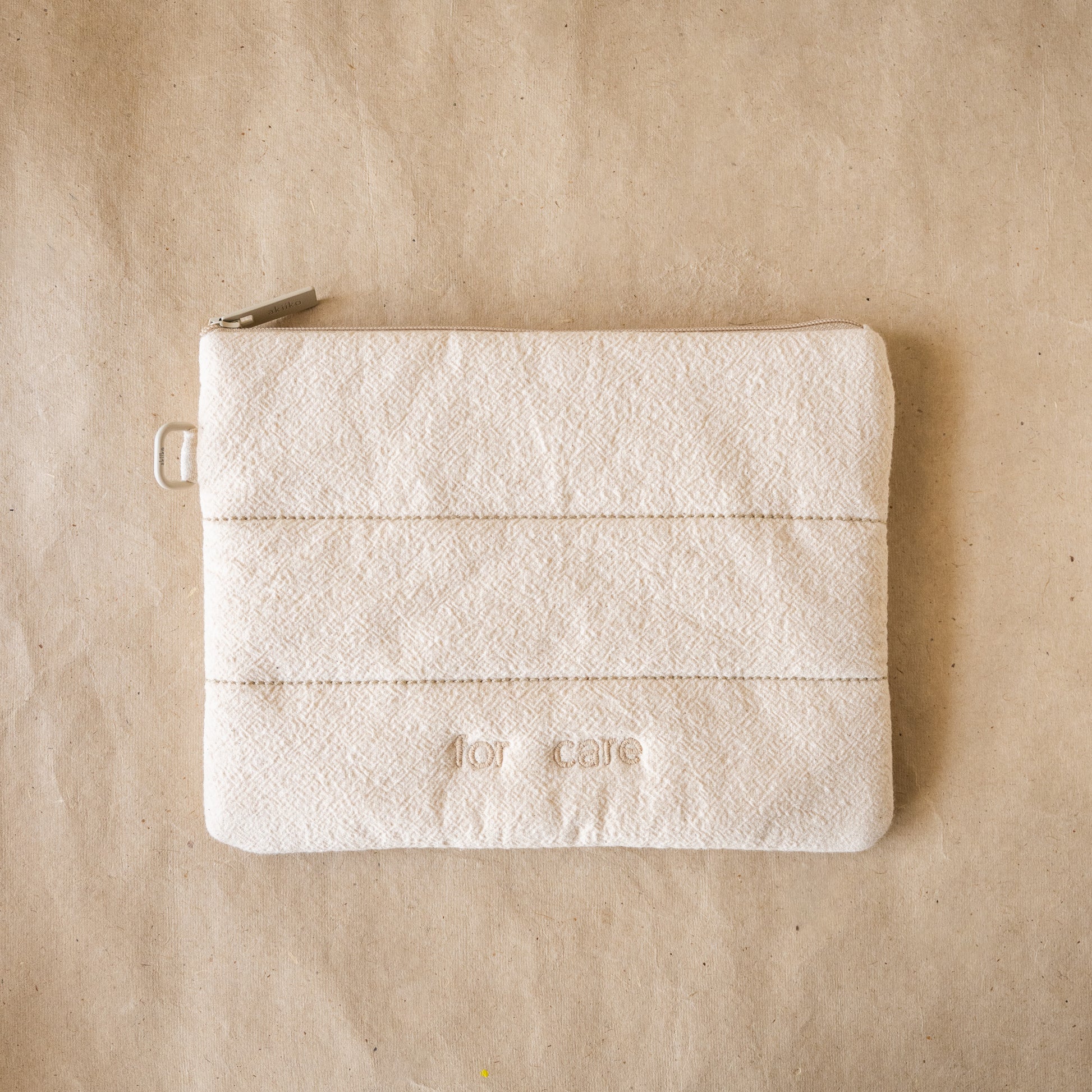 Crinkle Flat Pouch (Petit) With Wristlet - akiiko 8
