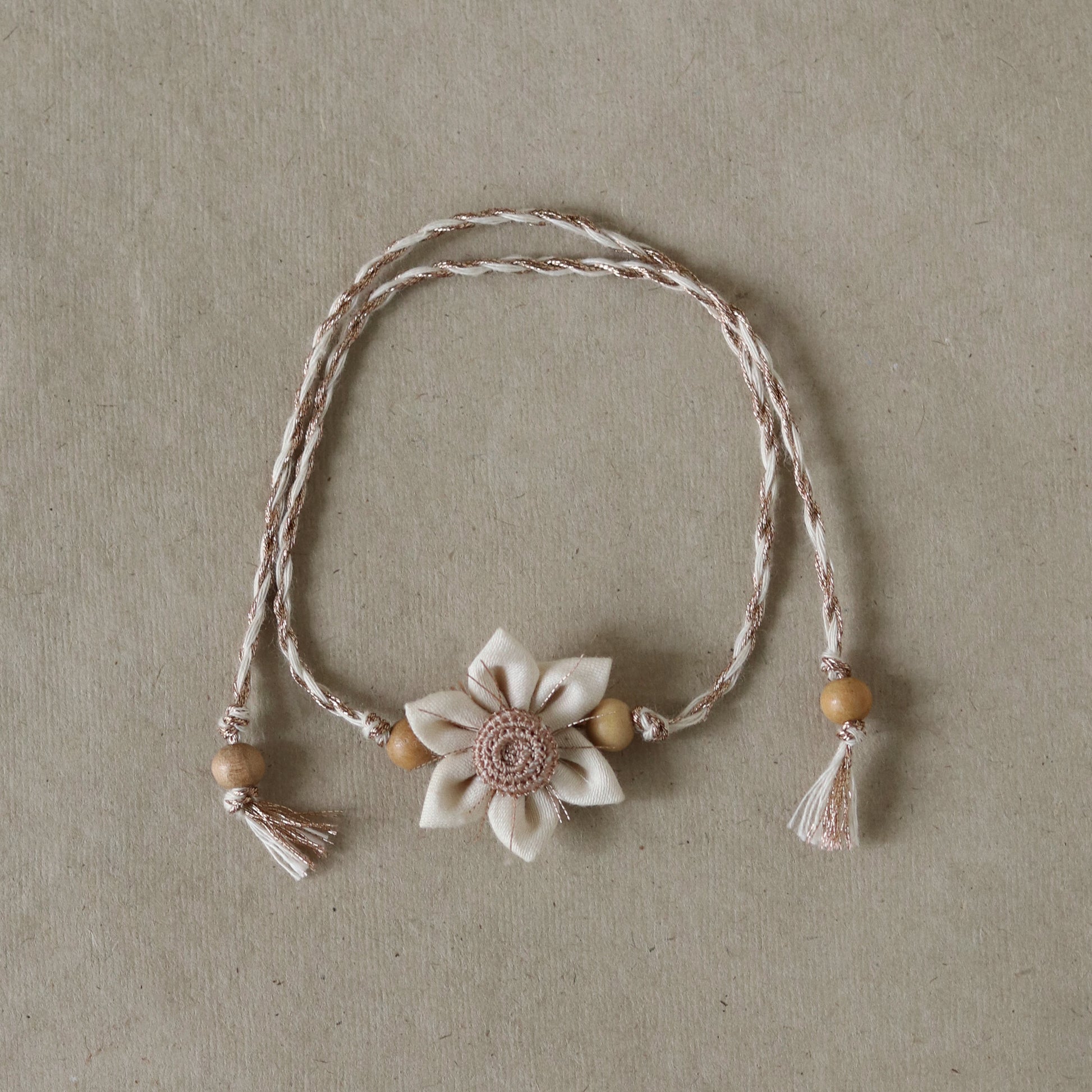Jasmine Twirl Rakhi