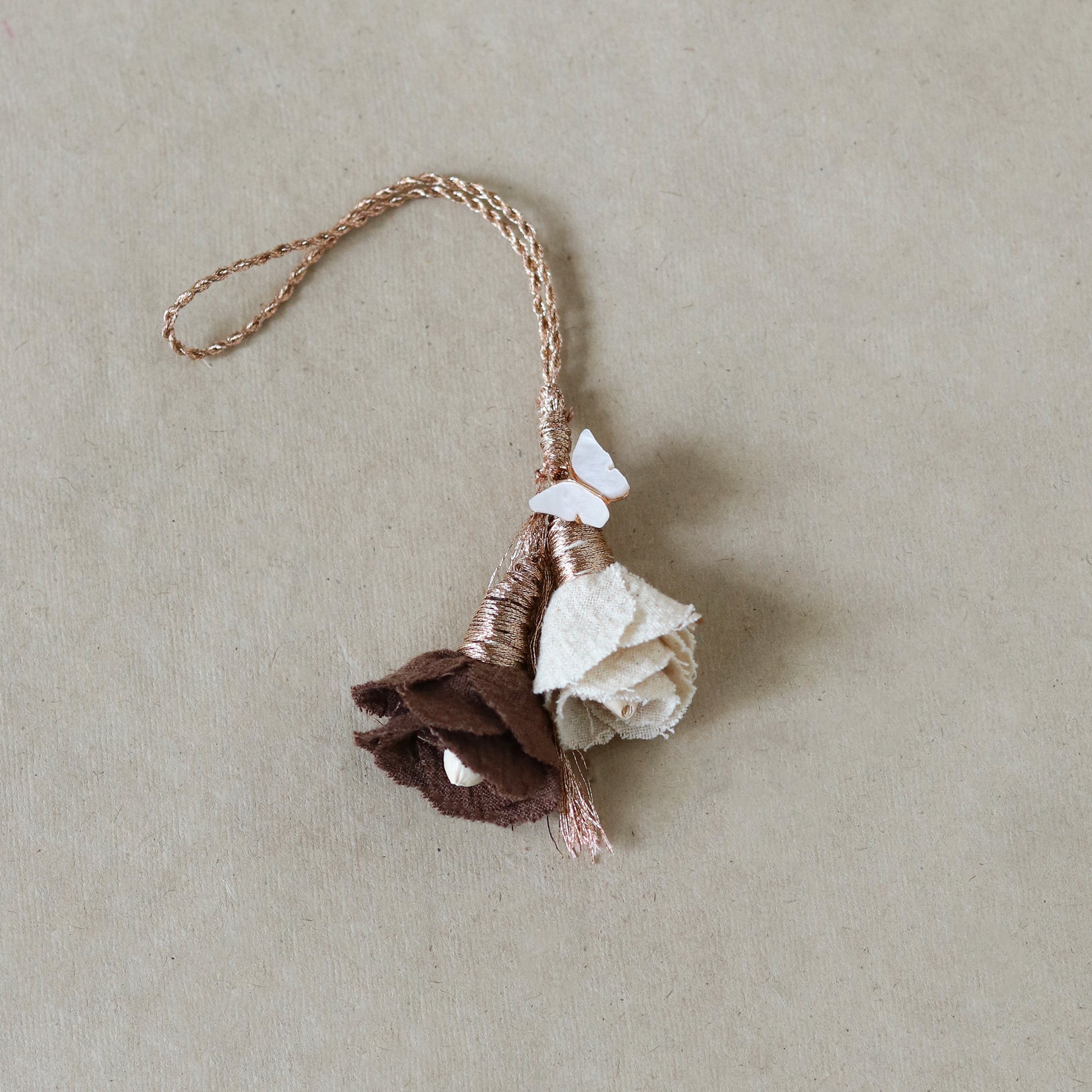 Brown Cotton Bouquet Lumba