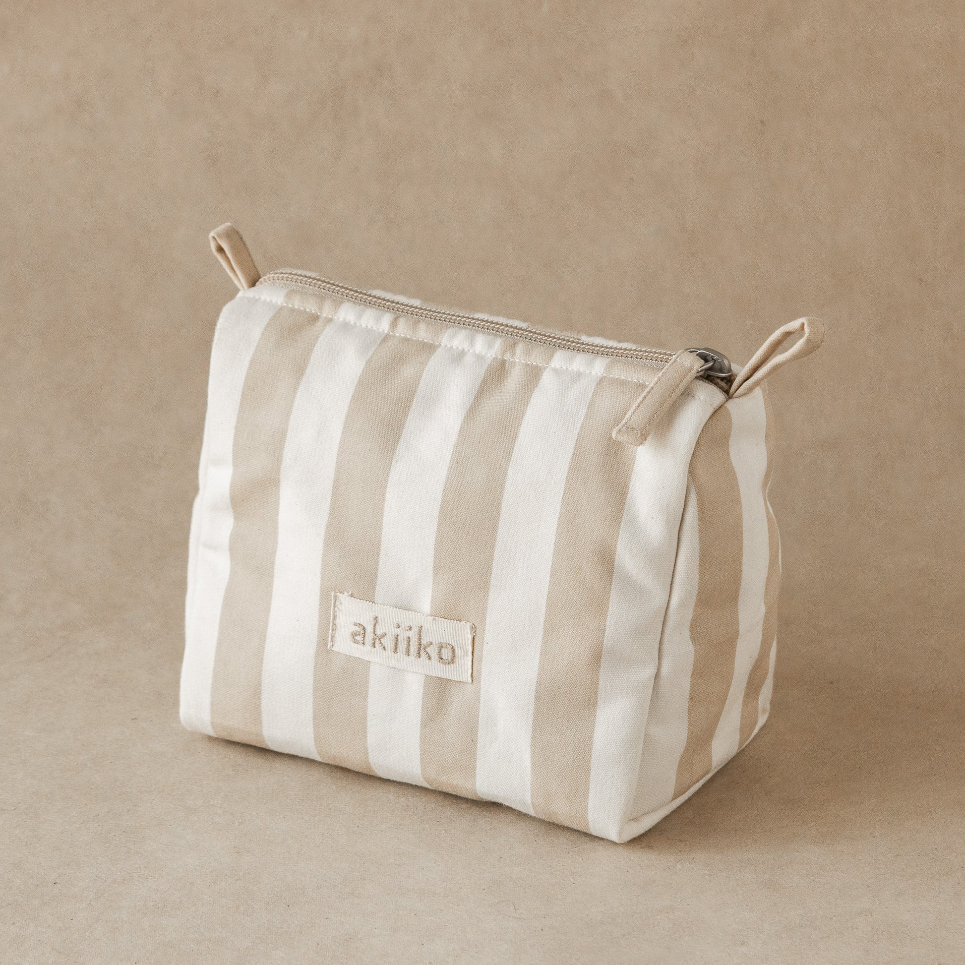 Puffy Triangle Pouch (Chai Line)