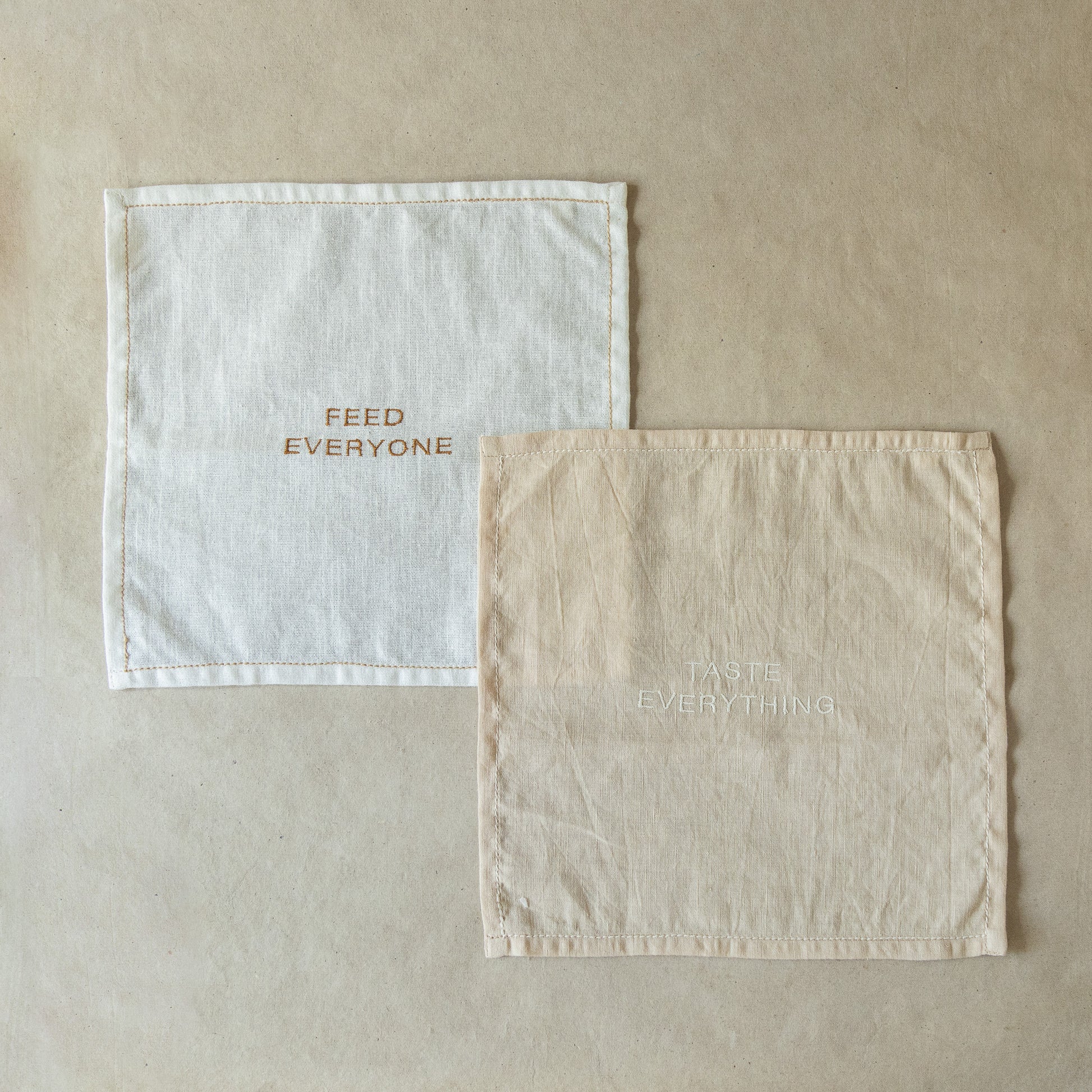 set of 2 linen napkins