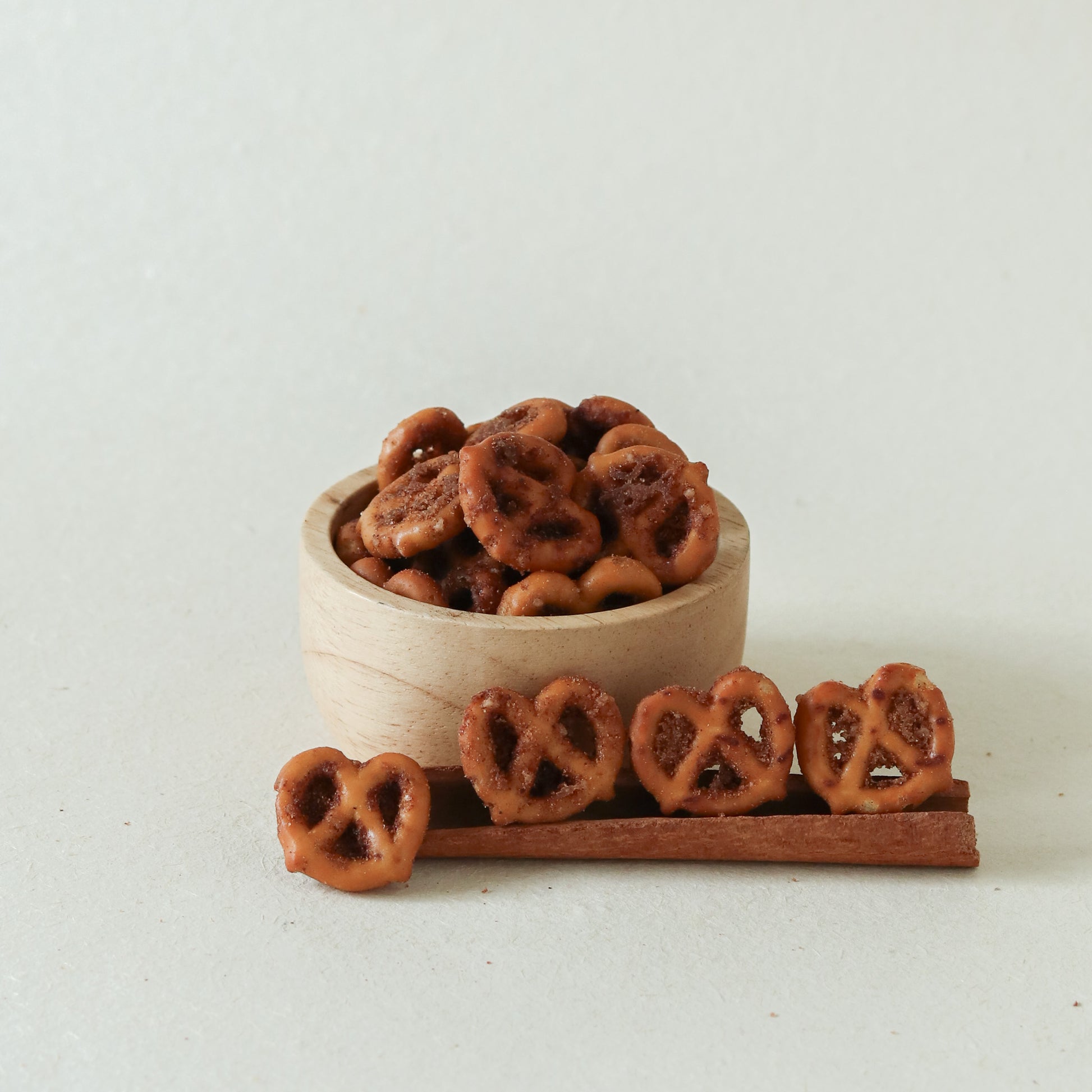 Cinnamon Butter Pretzels